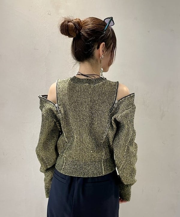 カタヤマ アヤさんの「BEAMS WOMEN｜サイド レース ラインパンツ」を使ったコーディネート