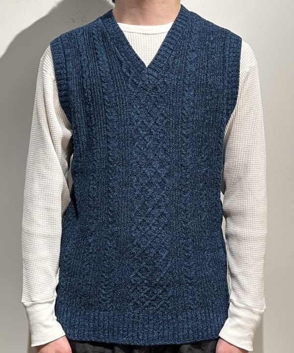 及川 晃さんの「BEAMS WOMEN｜【別注】HICOSAKA / Layered Watch Cap」を使ったコーディネート