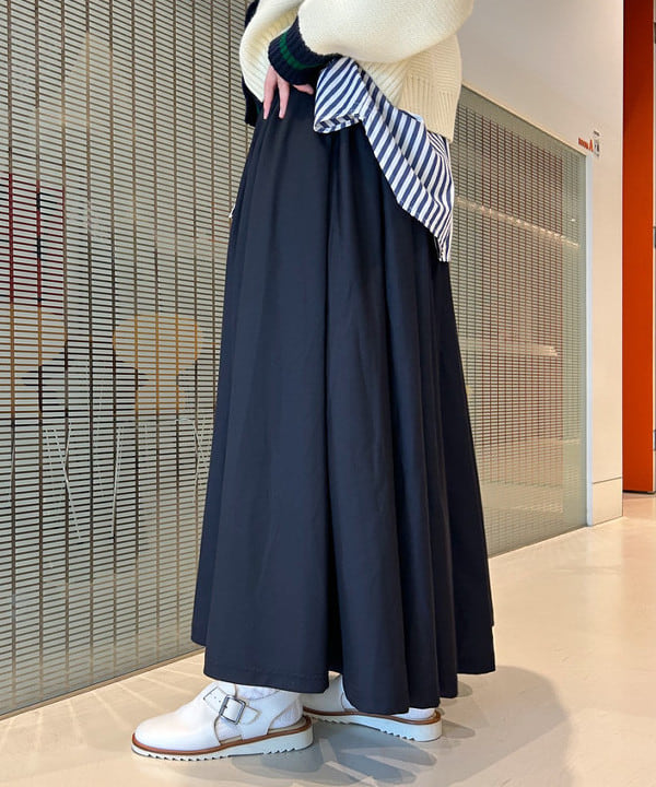 清水 彩乃さんの「BEAMS WOMEN｜ロンドンストライプ ボタンダウンシャツ」を使ったコーディネート