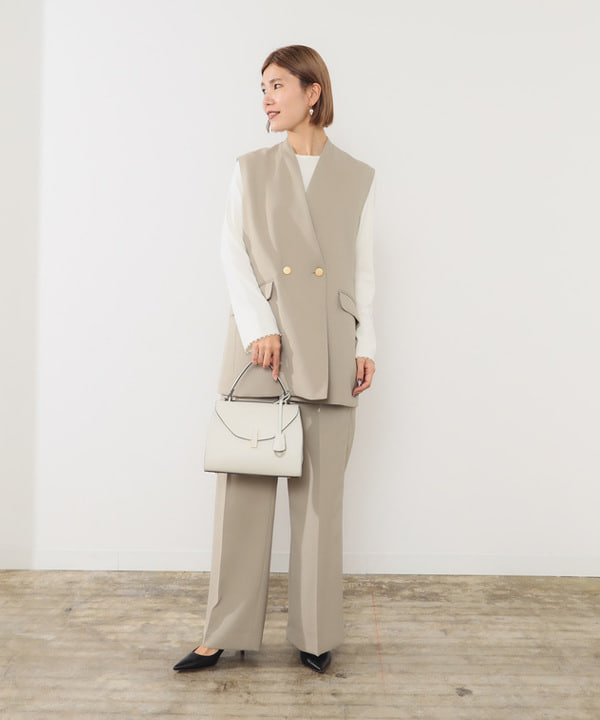 AONO SHIKAMAさんの「BEAMS WOMEN｜ノーカラー ダブルブレスト ジレ＊」を使ったコーディネート