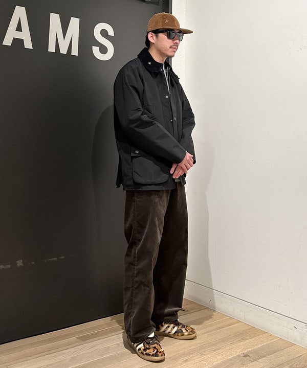 及川 晃さんの「BEAMS WOMEN｜【別注】Barbour / BEDALE 2Layer Classic Fit」を使ったコーディネート