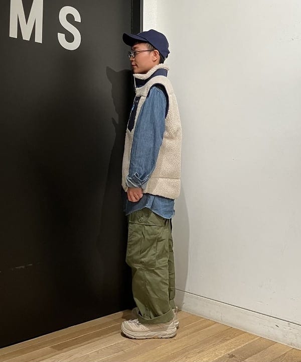 土田 達也さんの「BEAMS WOMEN｜【別注】BUZZ RICKSON'S / ポプリン アーミーパンツ」を使ったコーディネート