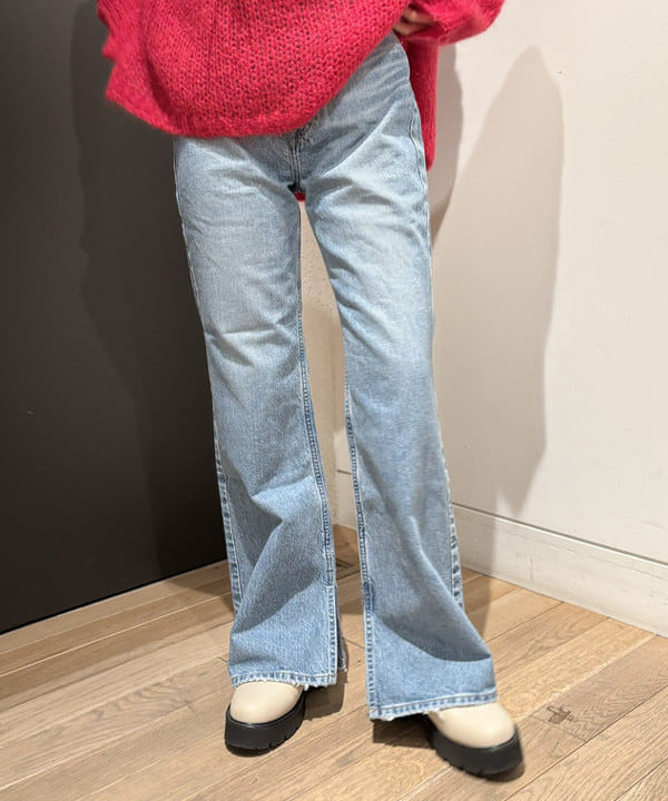 makita mikaさんの「BEAMS WOMEN｜イントレチャート ショルダーバッグ.」を使ったコーディネート