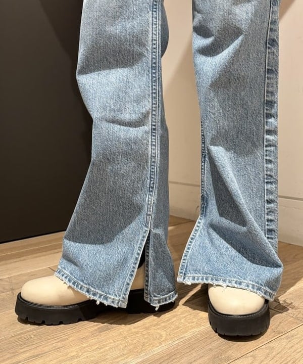 makita mikaさんの「BEAMS WOMEN｜イントレチャート ショルダーバッグ.」を使ったコーディネート
