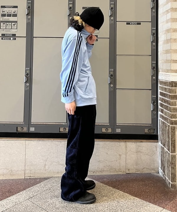 菊田 悠さんの「BEAMS WOMEN｜adidas / トラックジャケット」を使ったコーディネート