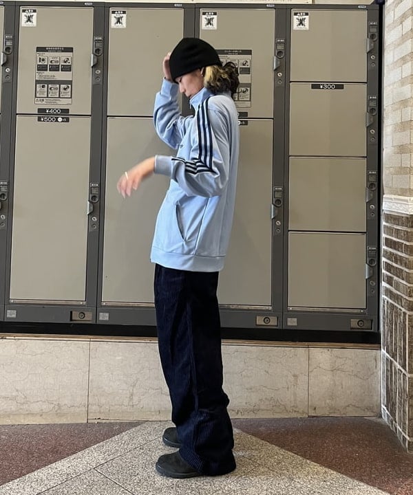 菊田 悠さんの「BEAMS WOMEN｜adidas / トラックジャケット」を使ったコーディネート