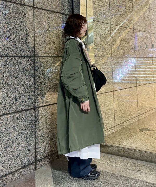 アベアミさんの「BEAMS WOMEN｜BRIEFING &times; BEAMS BOY / 別注 ヘルメット バッグ」を使ったコーディネート