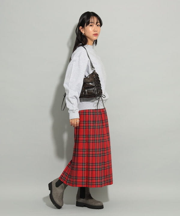 マツド ユメカさんの「BEAMS WOMEN｜チェック 切り替え キルト スカート」を使ったコーディネート