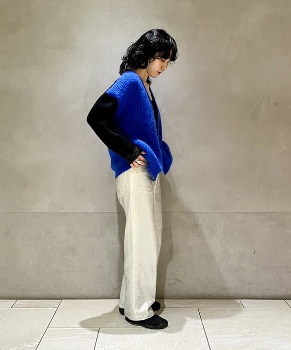 kigoさんの「BEAMS WOMEN｜Ray BEAMS / 箔プリント デニムパンツ」を使ったコーディネート