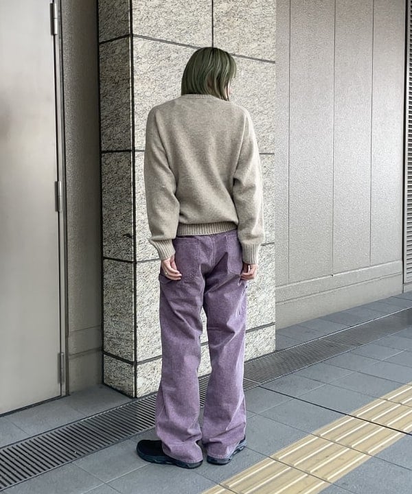 マツミヤさんの「BEAMS WOMEN｜FRED PERRY / 別注 フラッフィ クルーネックニット」を使ったコーディネート