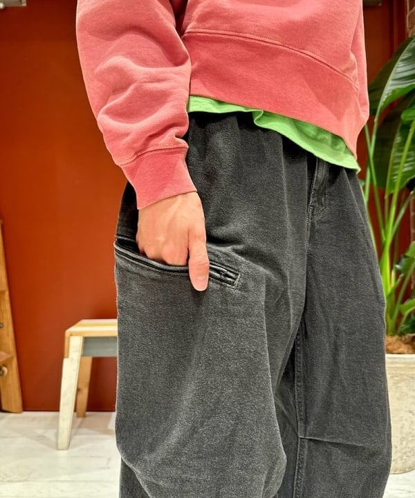 Ryohei Takataさんの「BEAMS WOMEN｜リバーシブル ダウン フライトジャケット」を使ったコーディネート