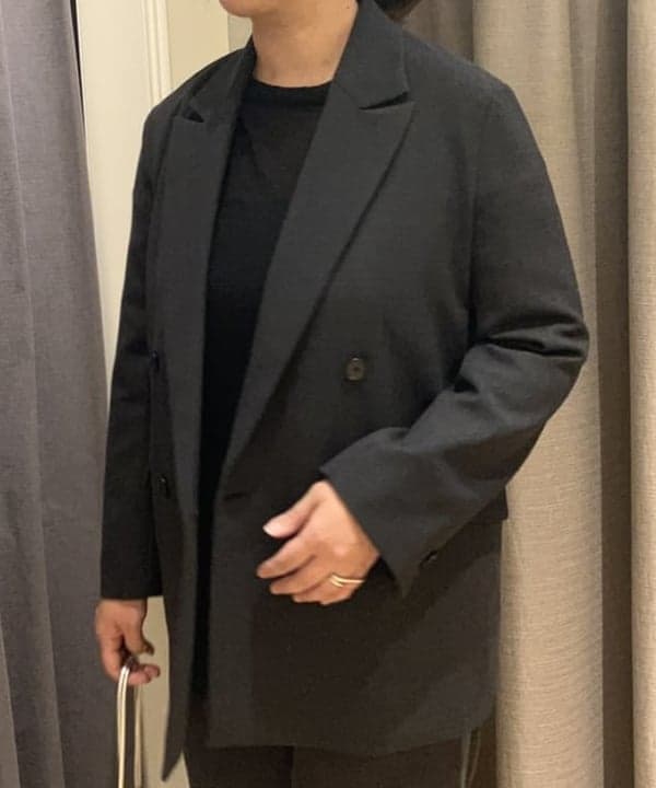 藤井 裕実子さんの「BEAMS WOMEN｜NOMADIS / CARRE SILVER メッシュ  バッグ」を使ったコーディネート