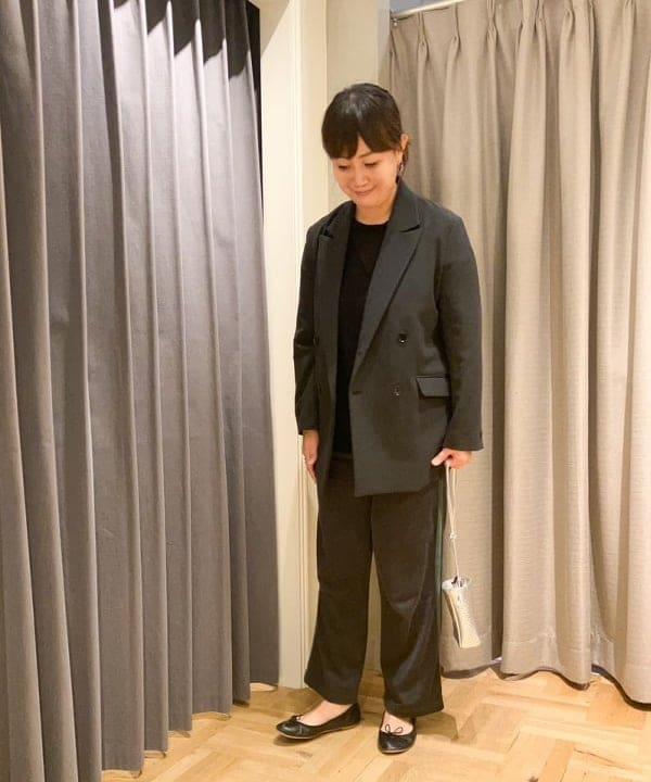 藤井 裕実子さんの「BEAMS WOMEN｜NOMADIS / CARRE SILVER メッシュ  バッグ」を使ったコーディネート
