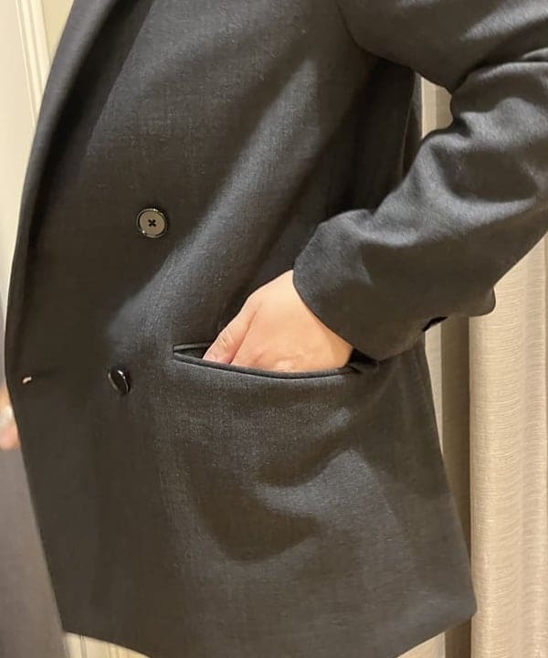藤井 裕実子さんの「BEAMS WOMEN｜NOMADIS / CARRE SILVER メッシュ  バッグ」を使ったコーディネート
