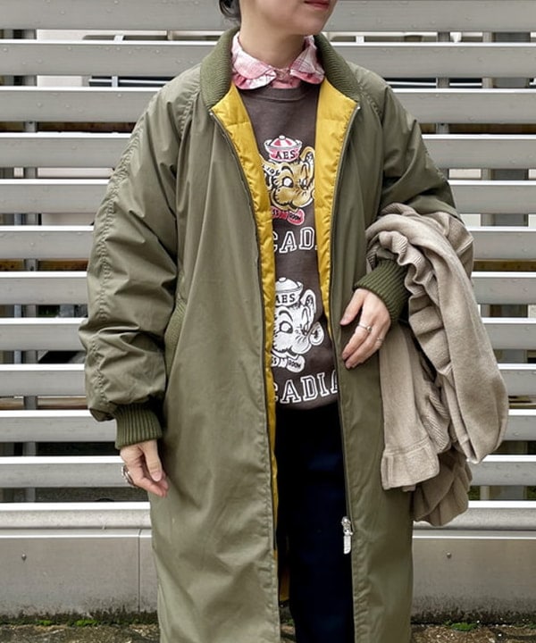 コウリキ　マミさんの「BEAMS WOMEN｜フリル マフラー」を使ったコーディネート