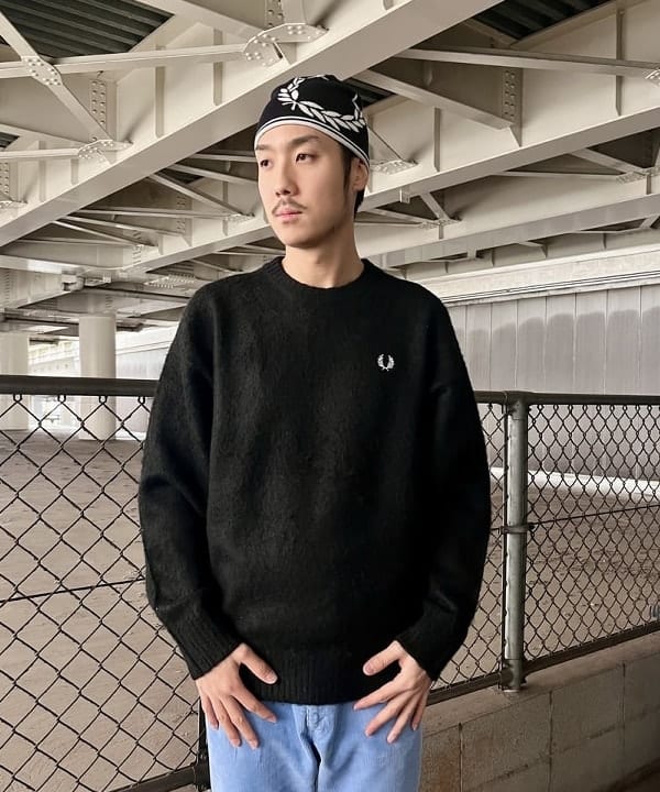 高遠 恒巳さんの「BEAMS WOMEN｜【別注】FRED PERRY / ロゴ ジャカード ビーニー」を使ったコーディネート