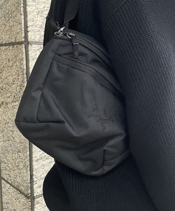 マツミヤさんの「BEAMS WOMEN｜【別注】FRED PERRY / ドライバーズ ニット」を使ったコーディネート