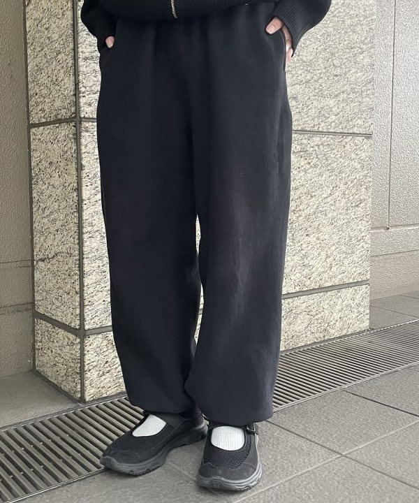 マツミヤさんの「BEAMS WOMEN｜【別注】FRED PERRY / ドライバーズ ニット」を使ったコーディネート