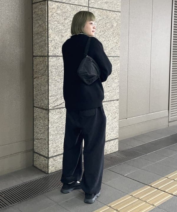 マツミヤさんの「BEAMS WOMEN｜【別注】FRED PERRY / ドライバーズ ニット」を使ったコーディネート