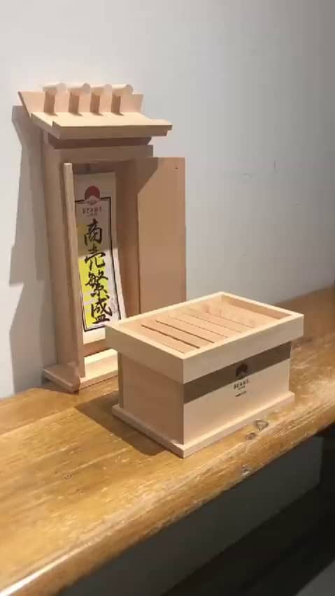 BEAMS 別注 お賽銭箱 俵田屋 ひのき 木製 今年も良い事、ありますように！